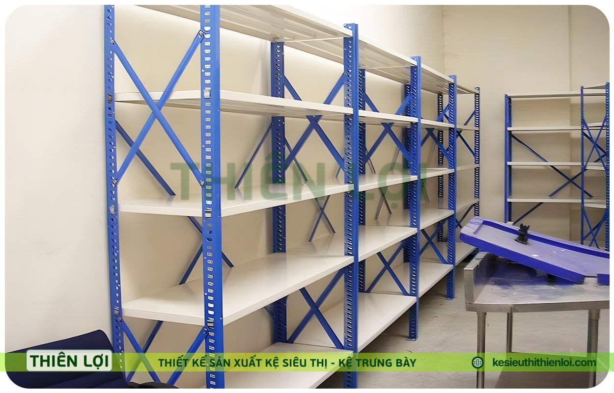 Kệ Sắt V Lỗ Tại Gia Lai